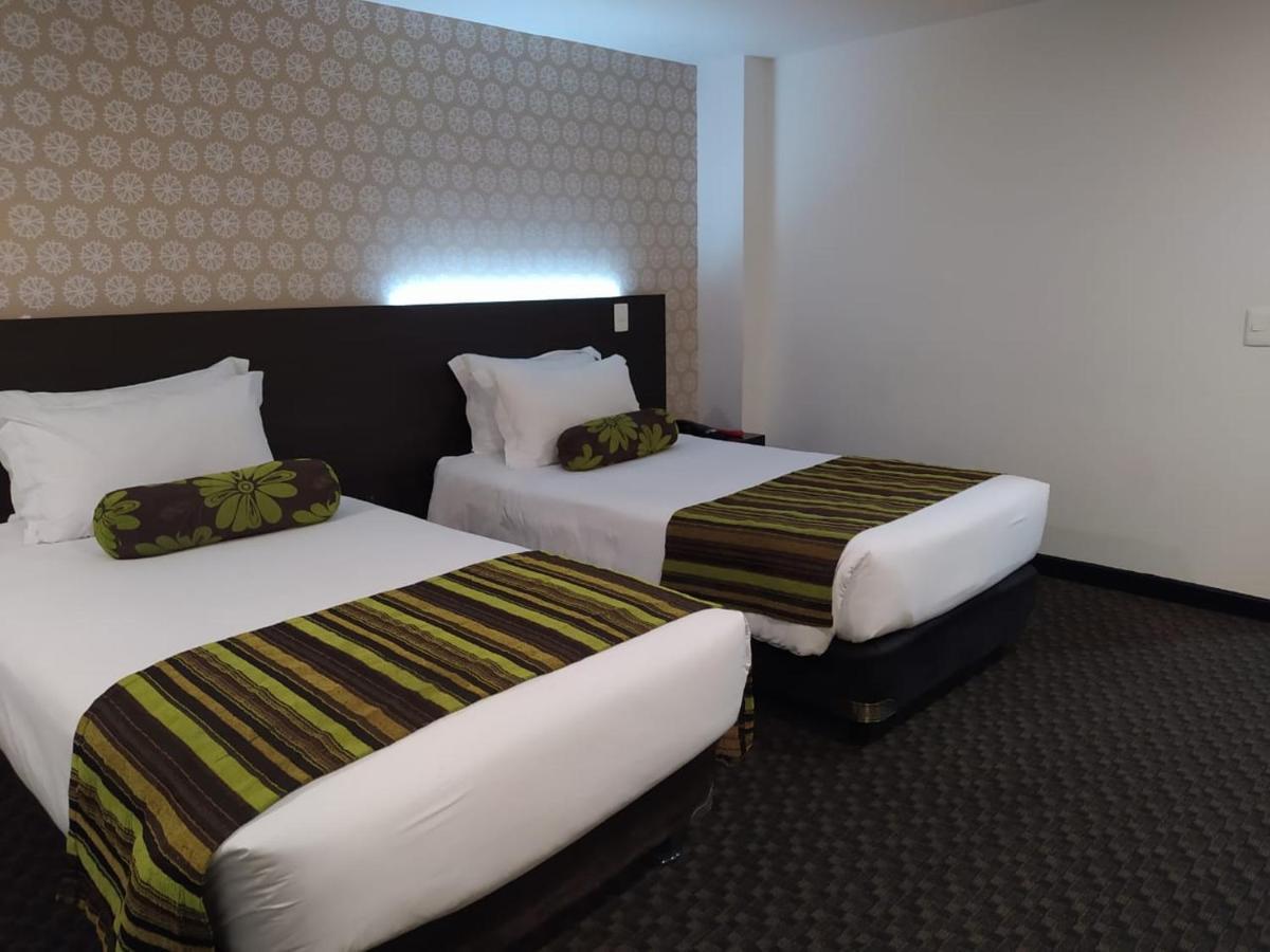 Hotel Confort Castellana 95 Bogotá Esterno foto
