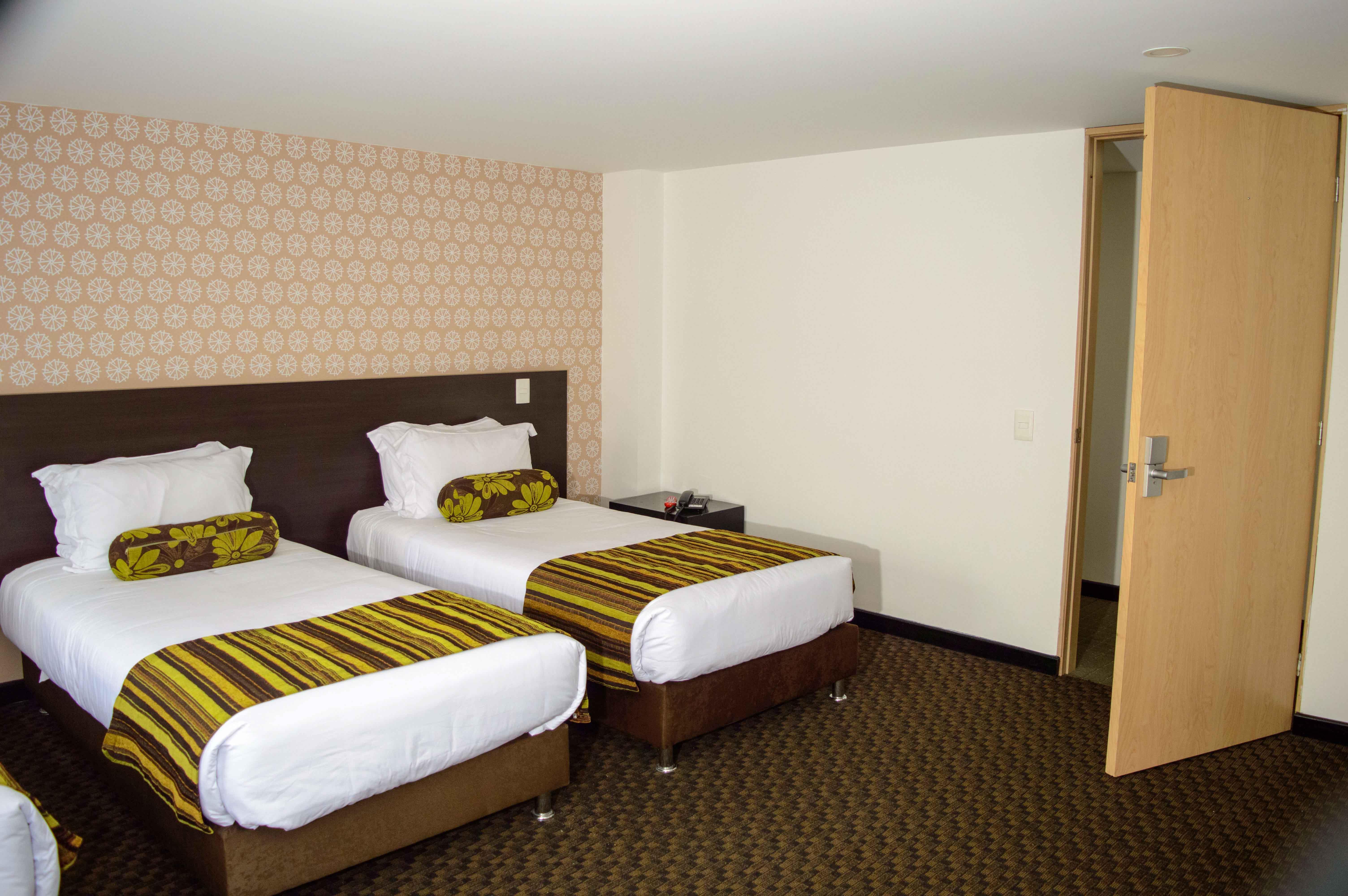 Hotel Confort Castellana 95 Bogotá Esterno foto