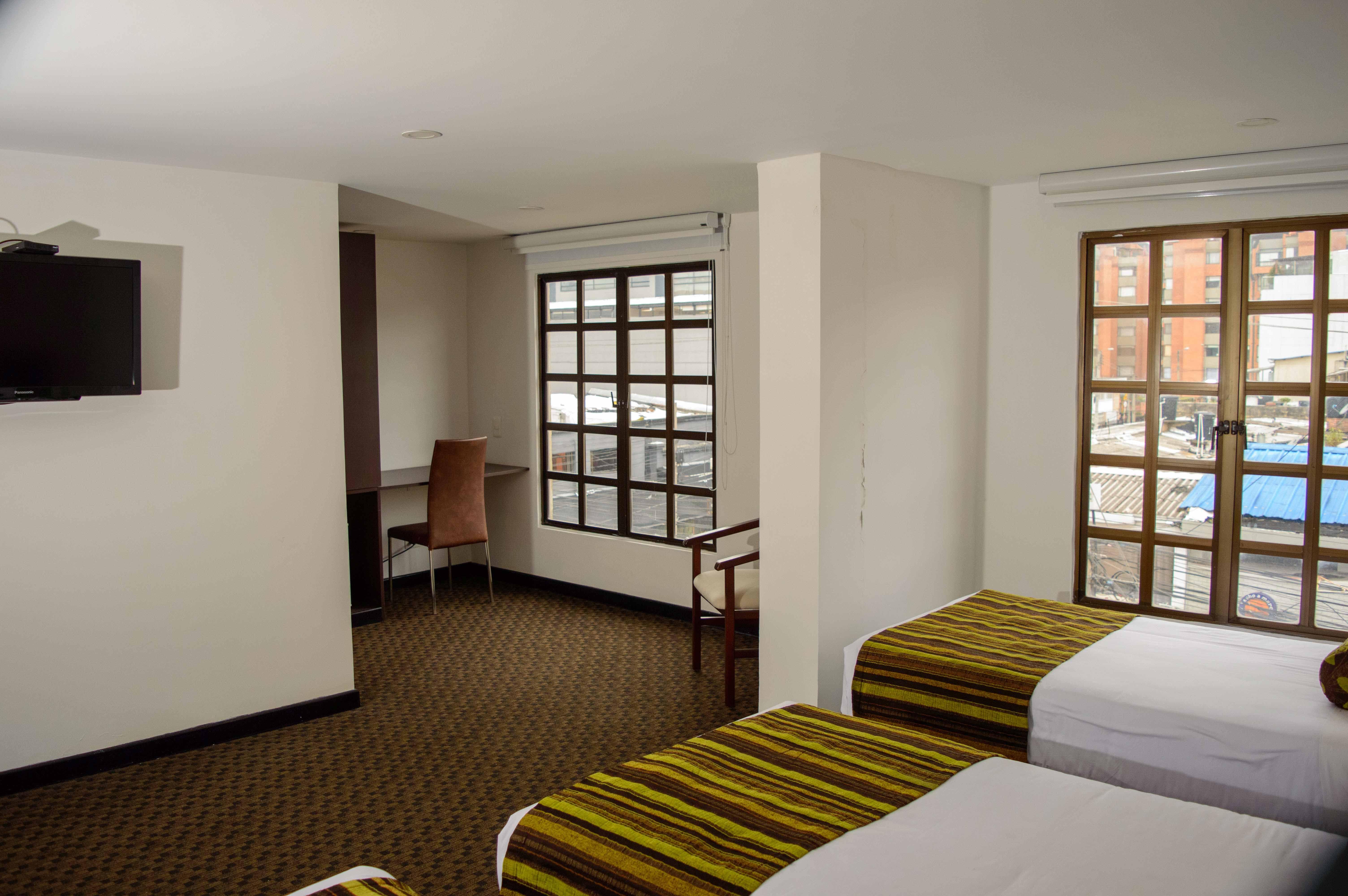 Hotel Confort Castellana 95 Bogotá Esterno foto