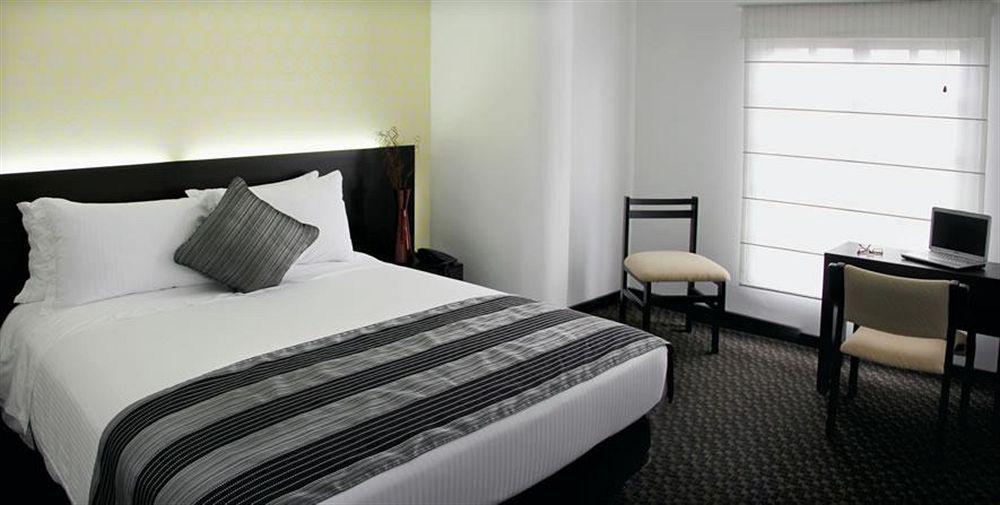 Hotel Confort Castellana 95 Bogotá Esterno foto